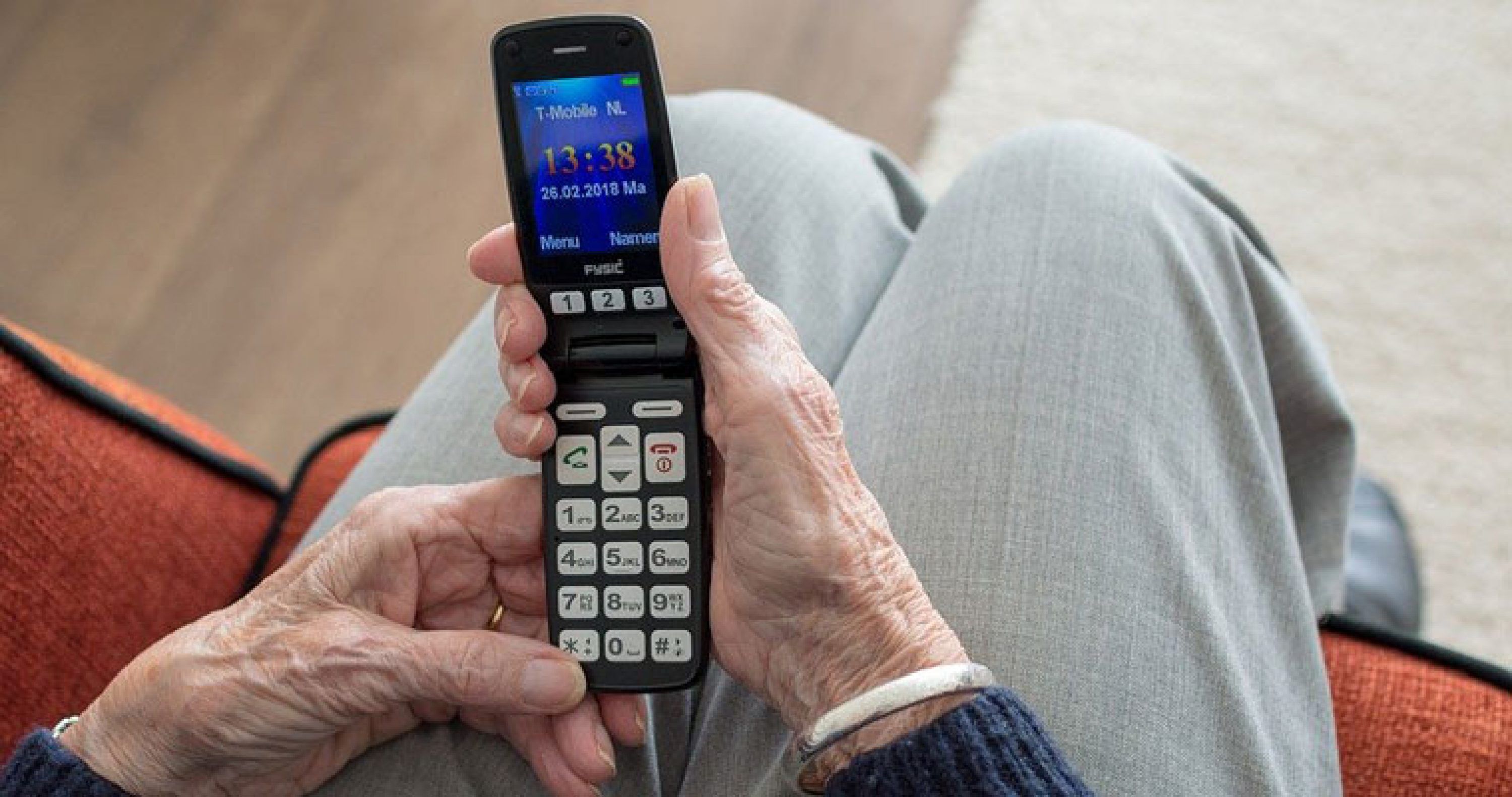 Comprar los mejores teléfonos móviles para persona mayores